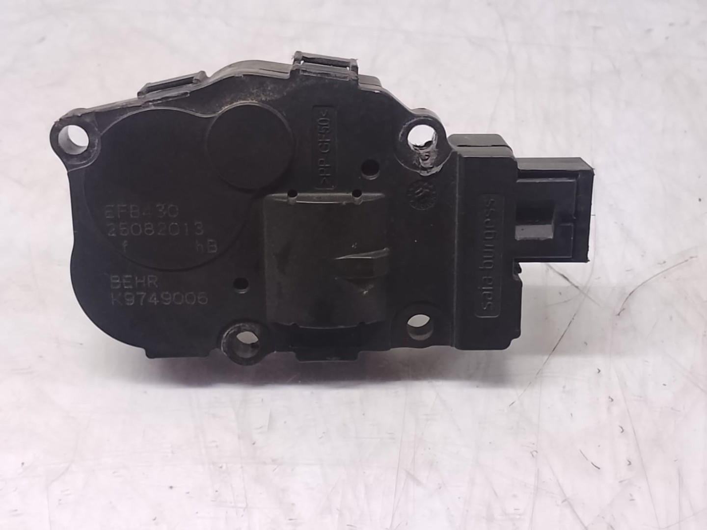 Motoras clapeta mixaj aer k9749006 Audi A4 B8/8K (2007 - 2011)
