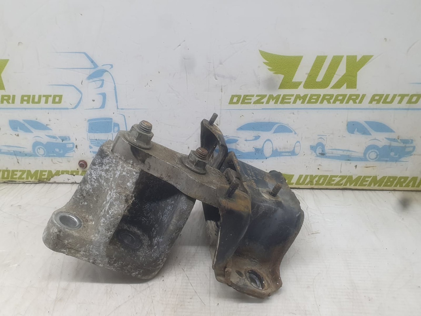 Suport cutie viteze 8V51-7M121AE Ford Fiesta 6 (facelift) (2013 - 2020)