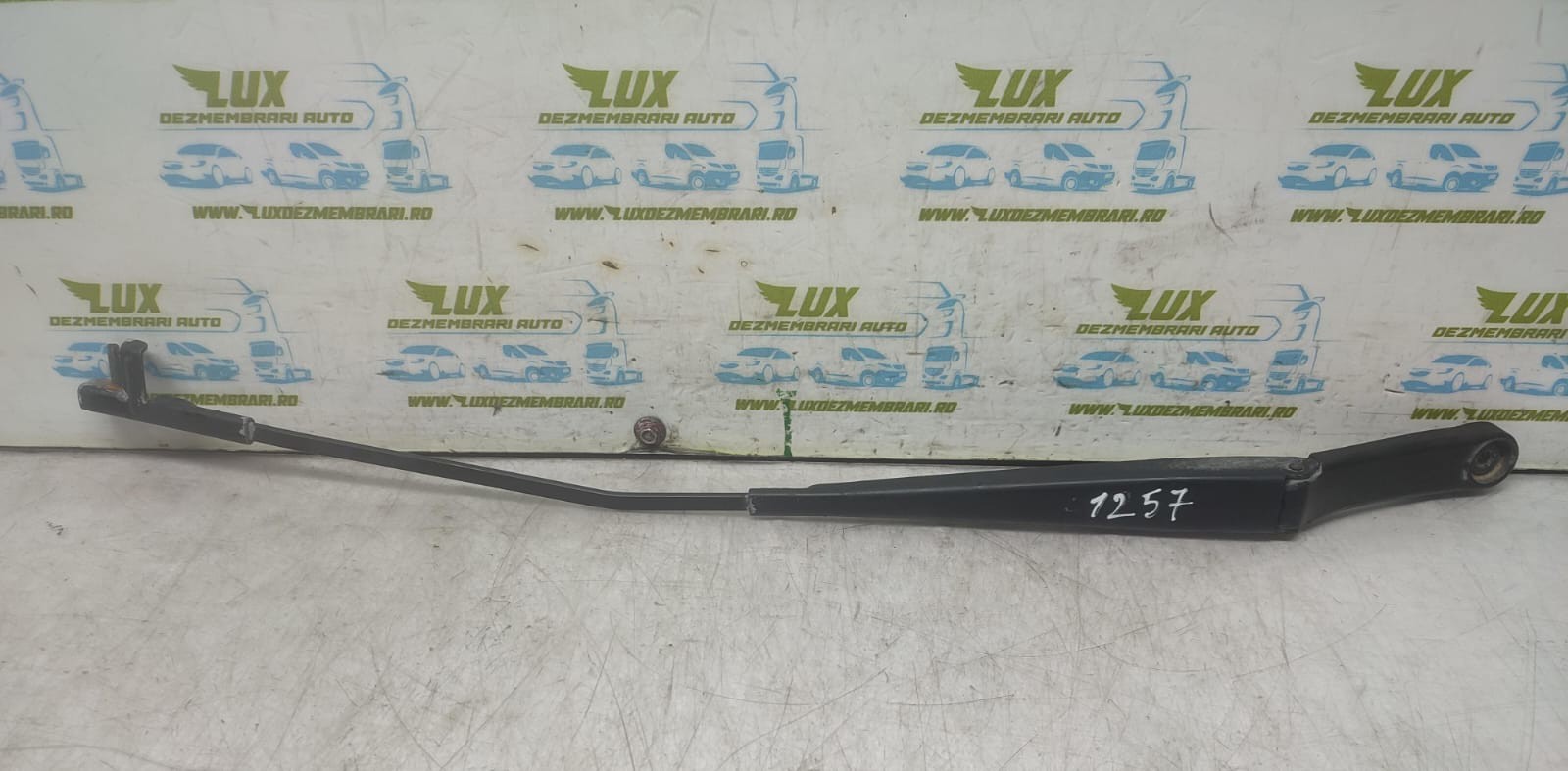 Brat stergator parbriz dreapta 1Z1955410A Volkswagen Passat B6 (2005 - 2010)