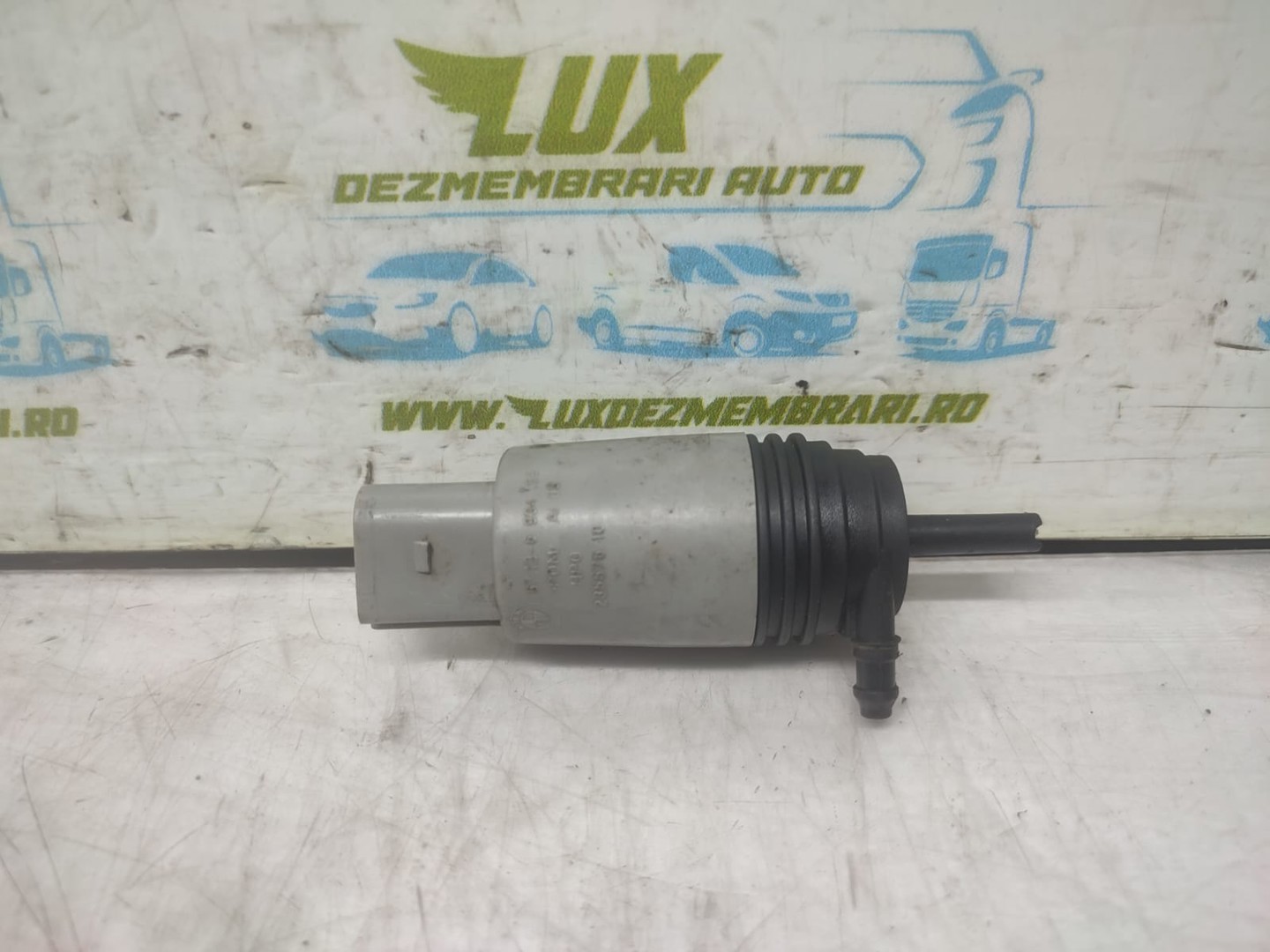Pompa vas lichid parbriz 23557610 BMW Seria 5 E60/E61 (2003 - 2007)
