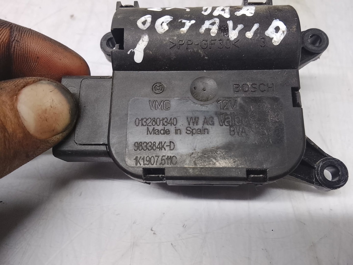 Motoras clapeta mixaj aer 0132801340 Volkswagen Golf 5 (2003 - 2009)