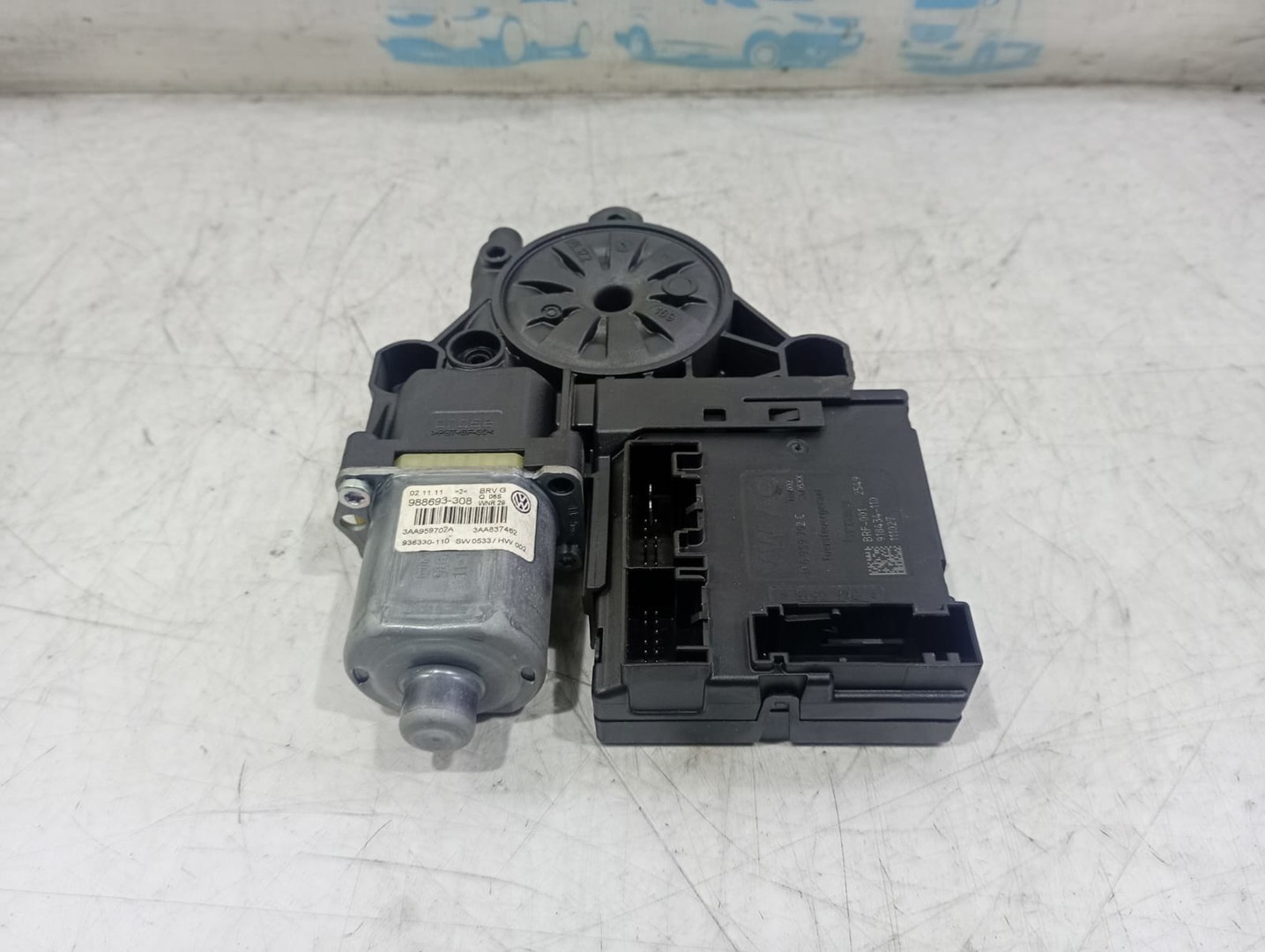 Motoras geam dreapta fata 988693-308 Volkswagen Passat B7 (2010 - 2015)