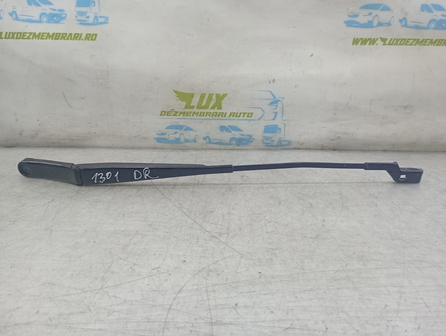 Brat stergator parbriz dreapta 3c1955410b Volkswagen Passat B7 (2010 - 2015)