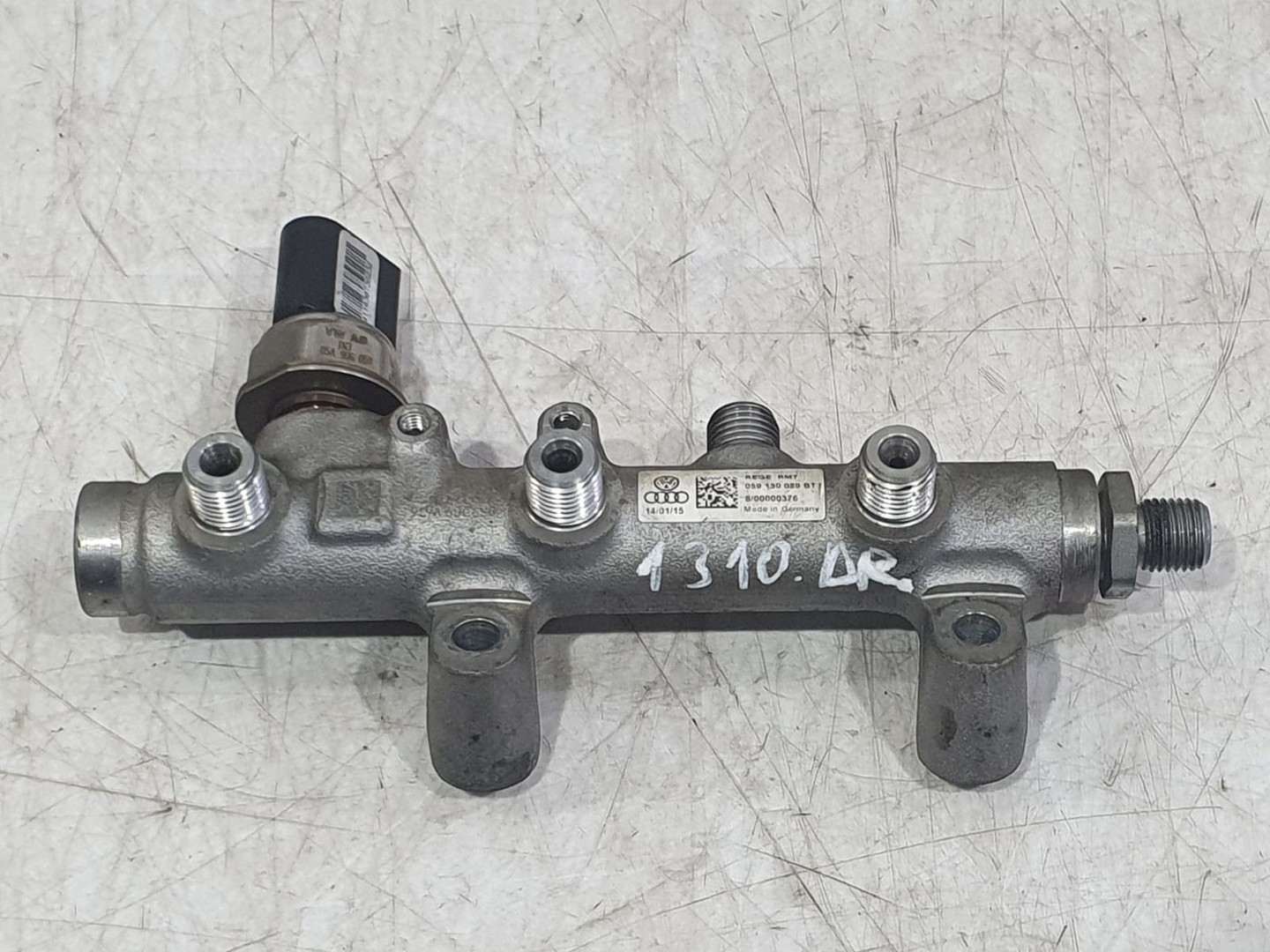 Rampa injectoare 059130089bt Audi A8 D4/4H (facelift) (2013 - 2018)