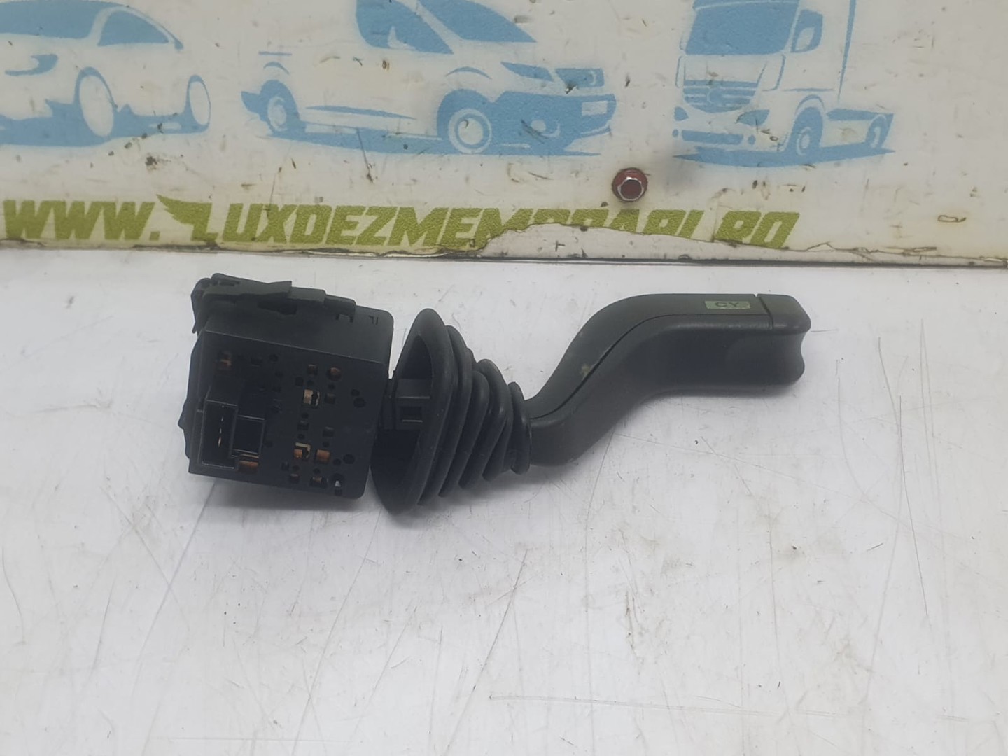 Maneta semnalizare 09185413 Opel Corsa C (2000 - 2003)