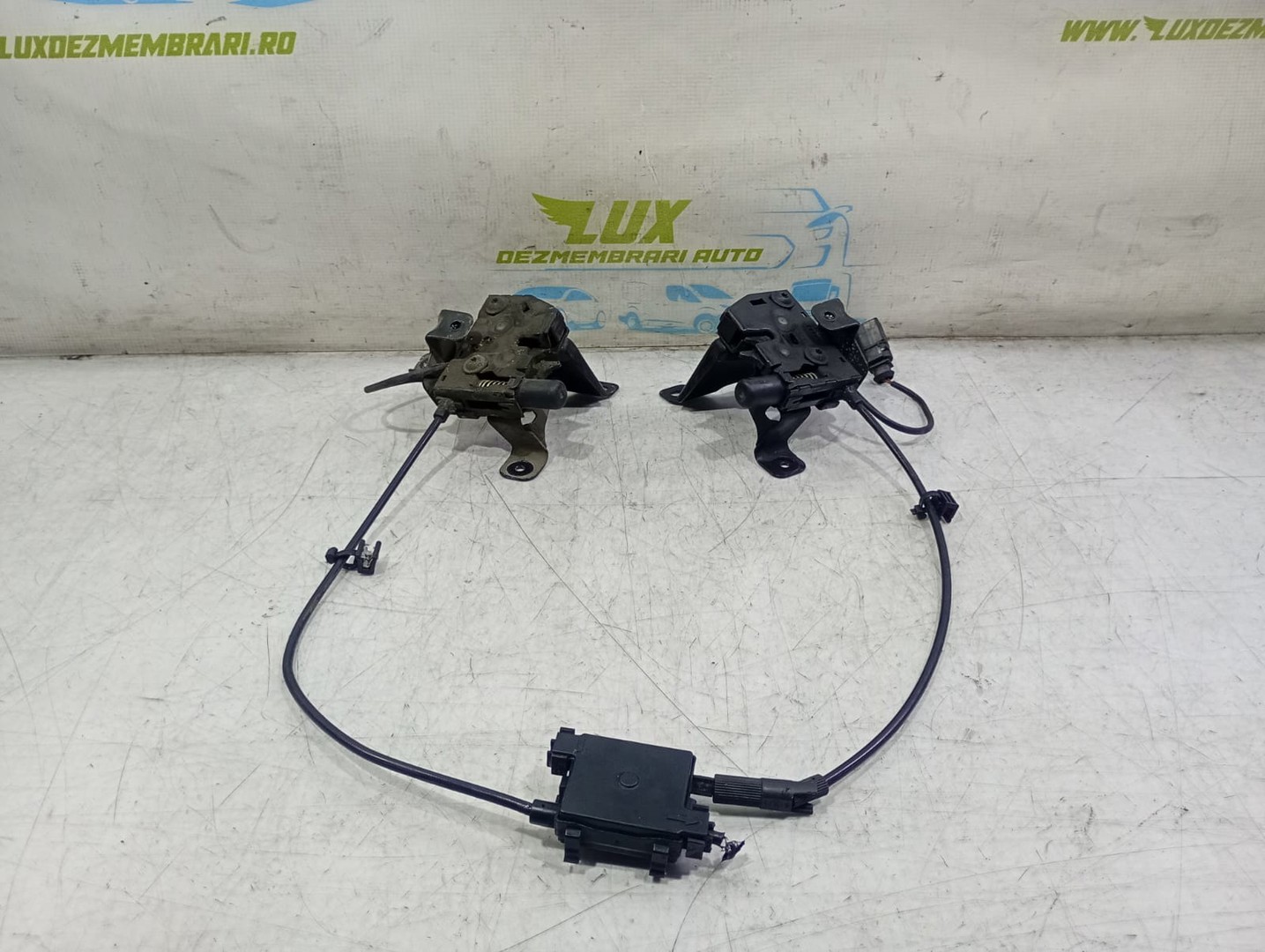 Broasca capota 4h0823509c Audi A8 D4/4H (facelift) (2013 - 2018)