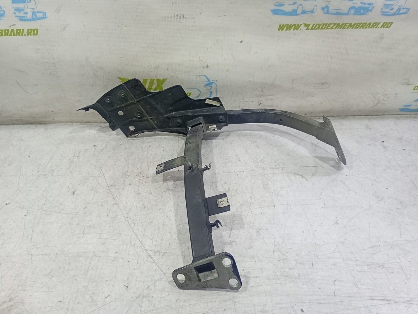 Suport aripa 4h0821234 Audi A8 D4/4H (facelift) (2013 - 2018)