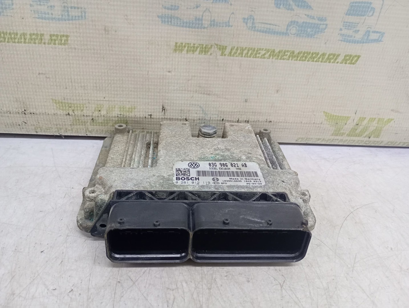 Calculator motor ECU 03G906021AB Volkswagen Passat B6 (2005 - 2010)