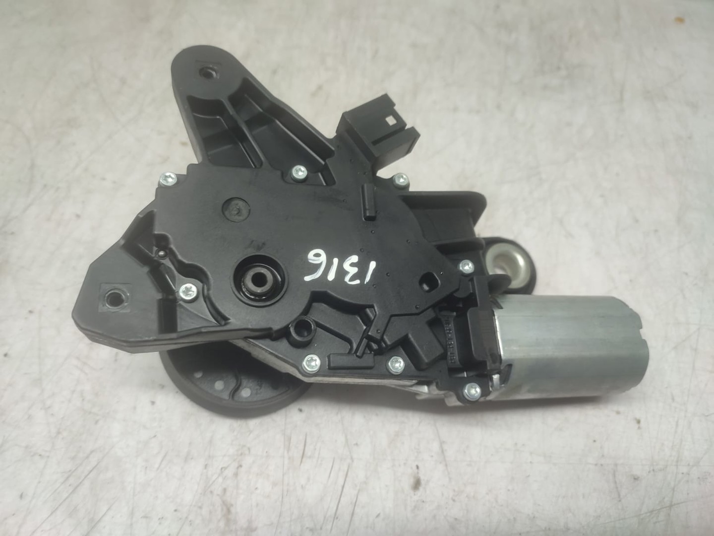 Motoras stergator haion 0390201231 BMW Seria 3 F31 (2011 - 2016)