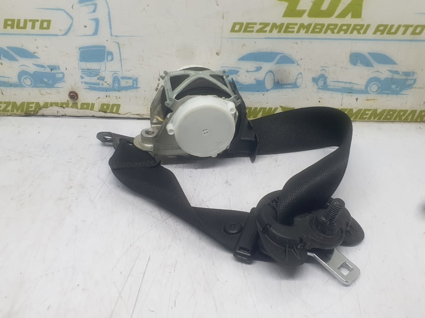 Centura siguranta dreapta fata 34078319C BMW Seria 3 F31 (2011 - 2016)