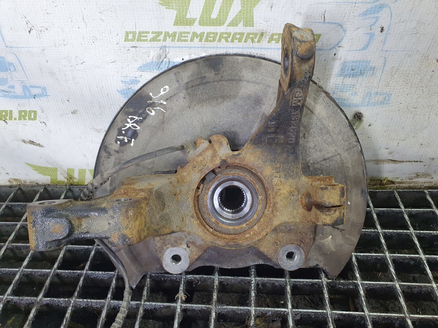 Fuzeta dreapta fata Opel Meriva 2 (2010 - 2014)