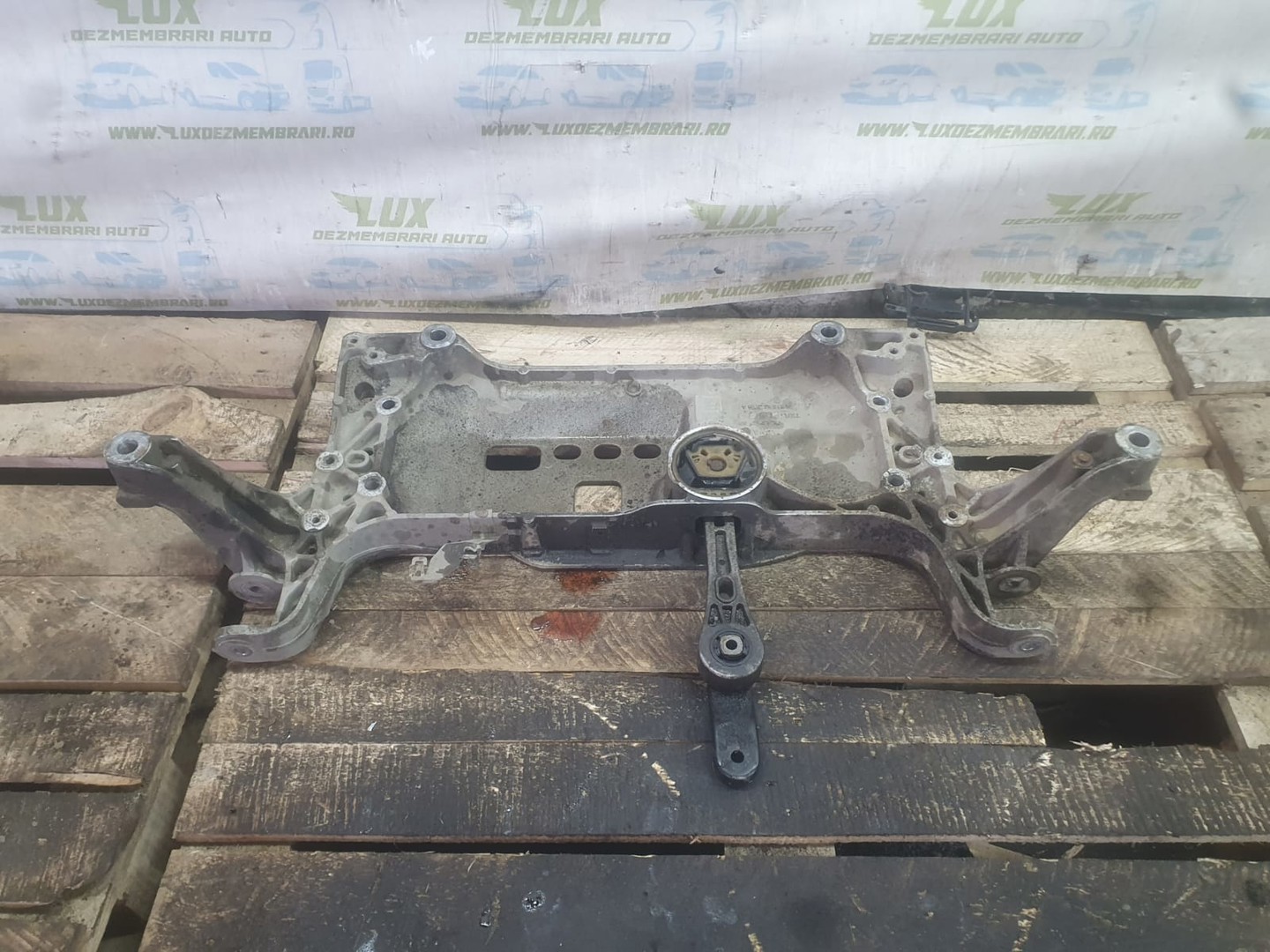 Cadru motor 7N0199369A Volkswagen Passat B6 (2005 - 2010)