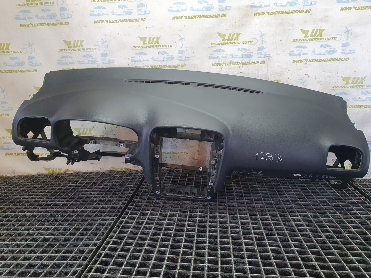 Plansa bord 1k1858296b Volkswagen Golf 6 (2008 - 2015)