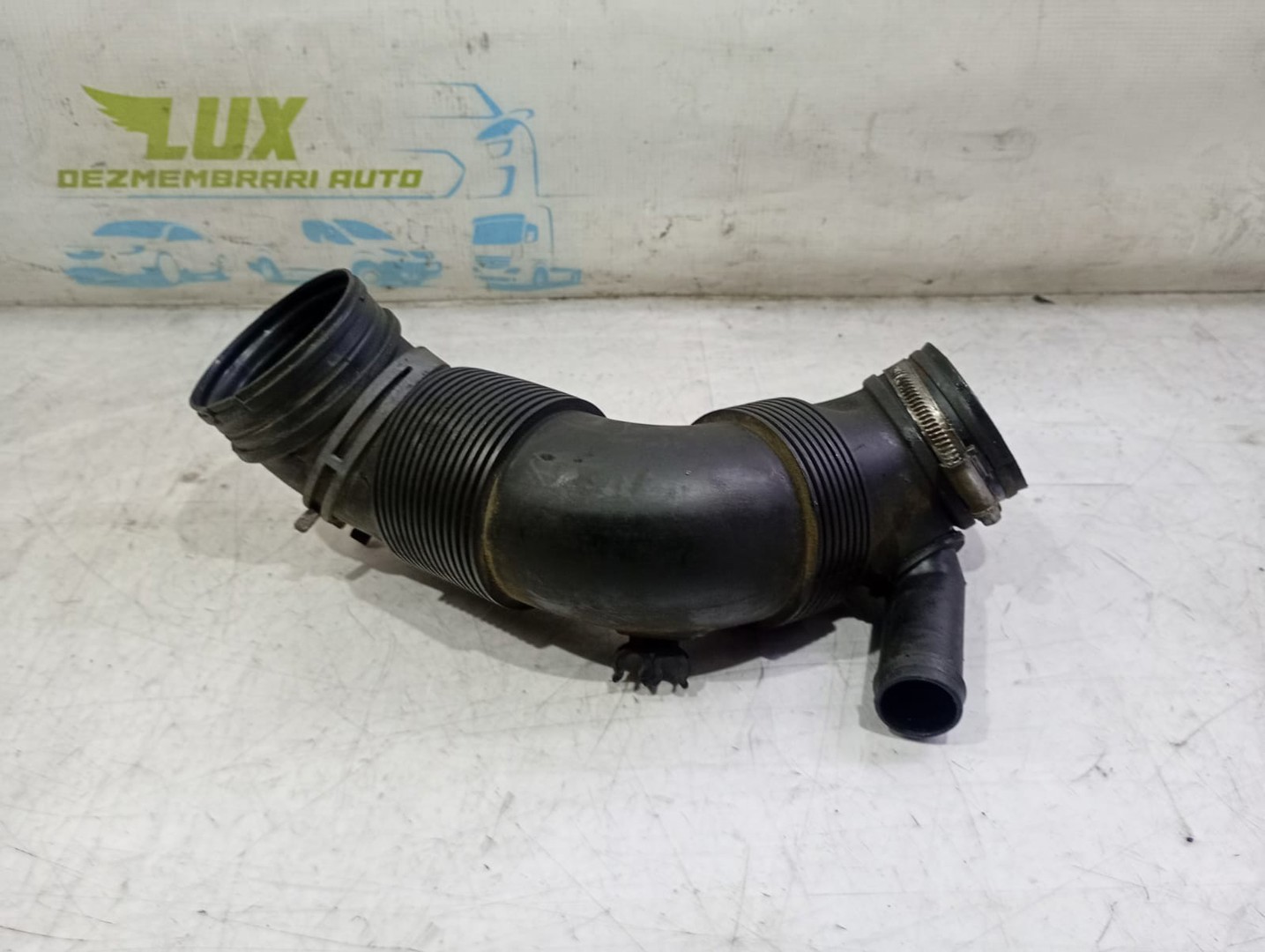 Furtun admisie 3c0129654m Volkswagen Golf 6 (2008 - 2015)