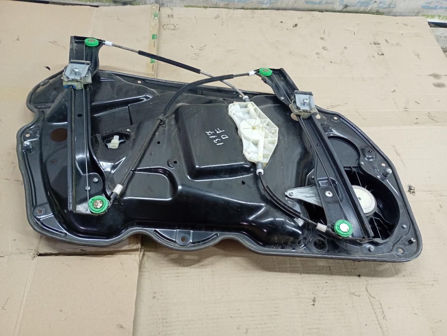 Macara geam dreapta fata 3AA837756 Volkswagen Passat B7 (2010 - 2015)