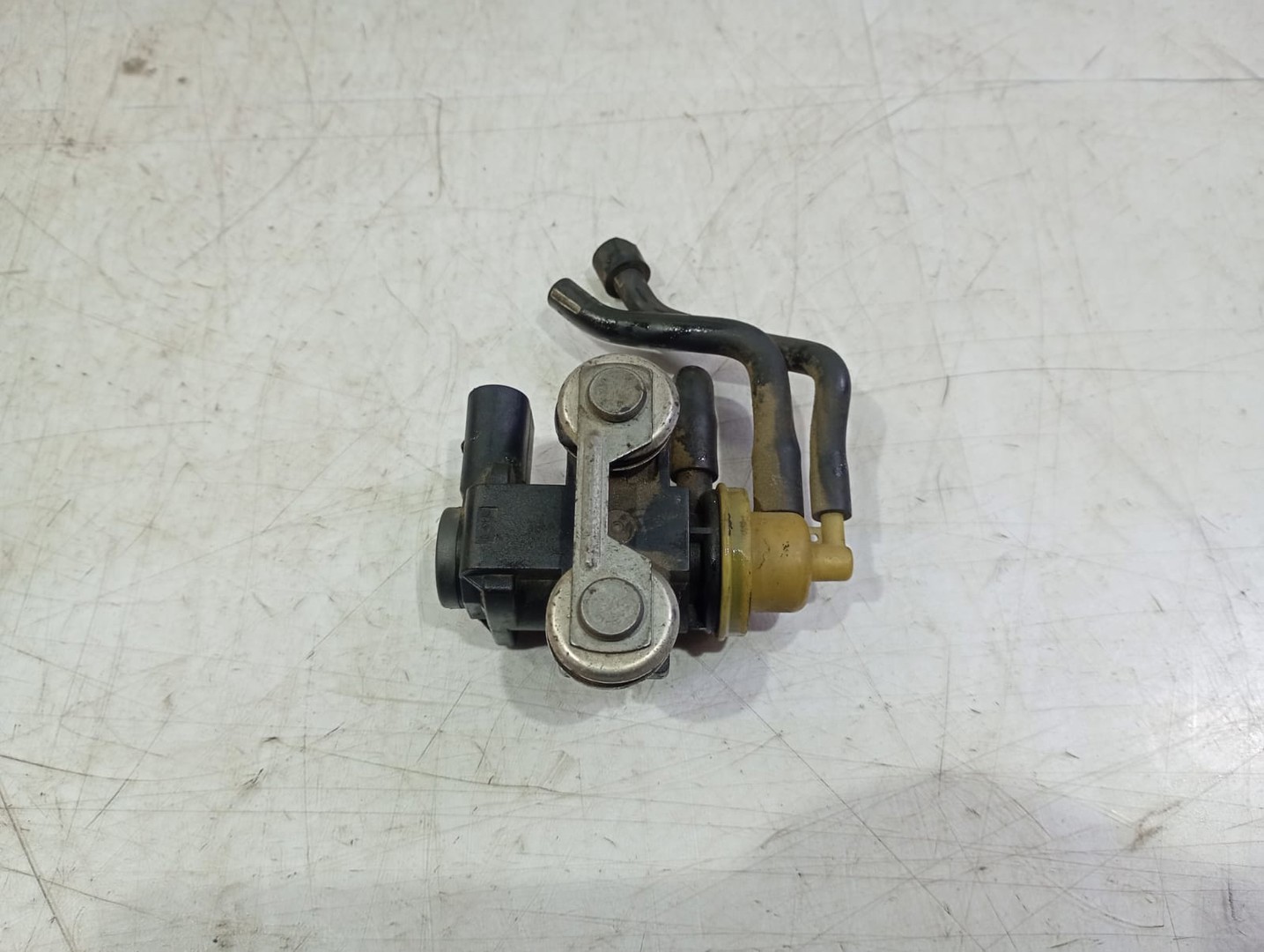 Electrovalva vacuum 1k0906627b Volkswagen Golf 6 (2008 - 2015)