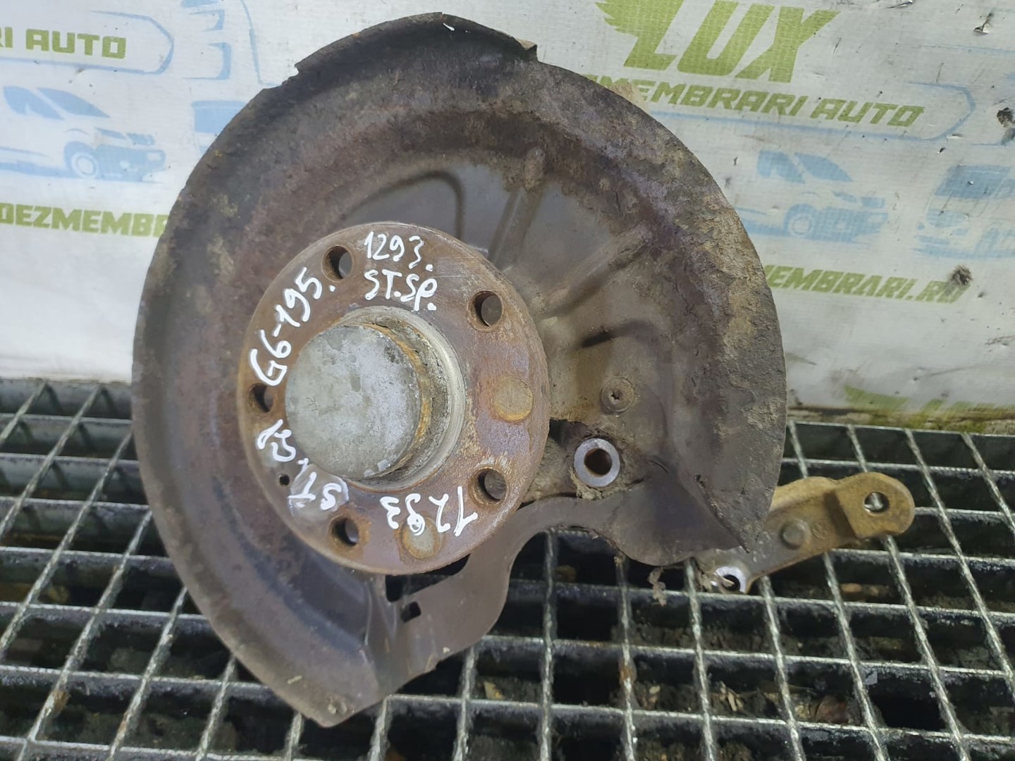 Fuzeta stanga spate 1k0435ac Volkswagen Golf 6 (2008 - 2015)