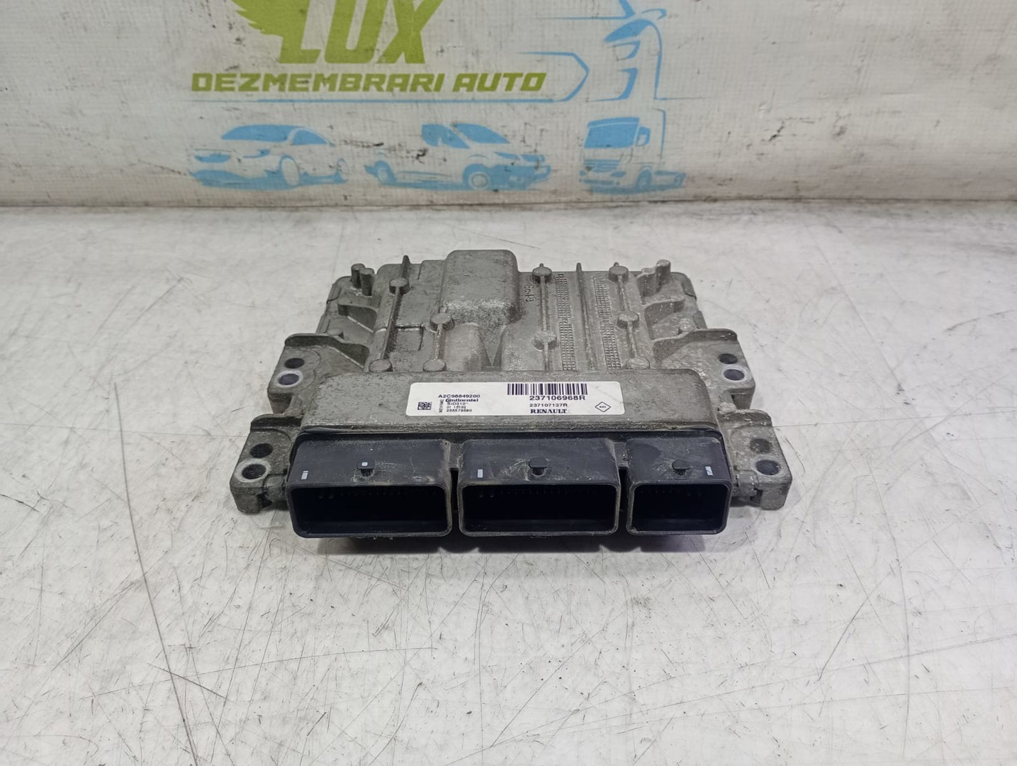 Calculator motor ECU 237106968r Dacia Duster 1 (facelift) (2013 - 2017)