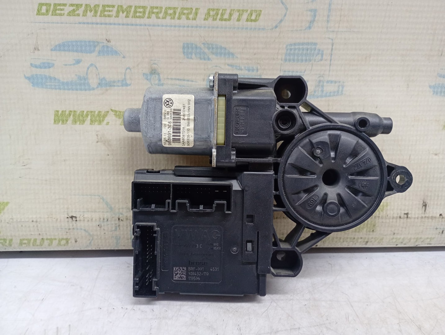 Motoras geam stanga fata 3AA959701A 988691-308 Volkswagen Passat B7 (2010 - 2015)