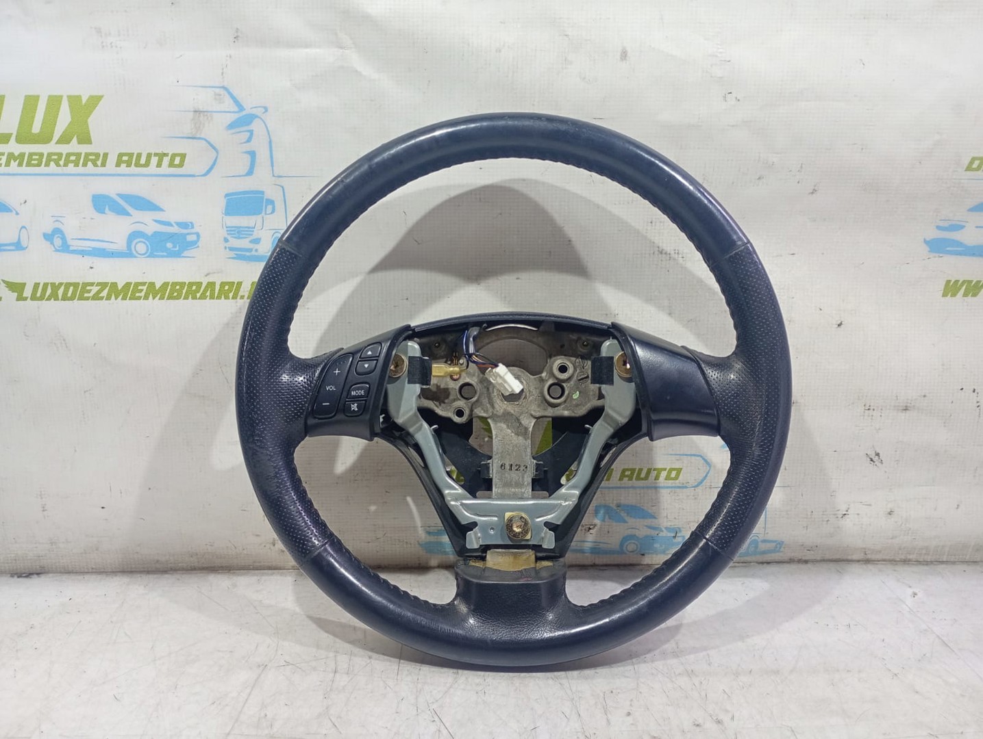 Volan in 3 spite cu comenzi Mazda 3 BK (2003 - 2006)
