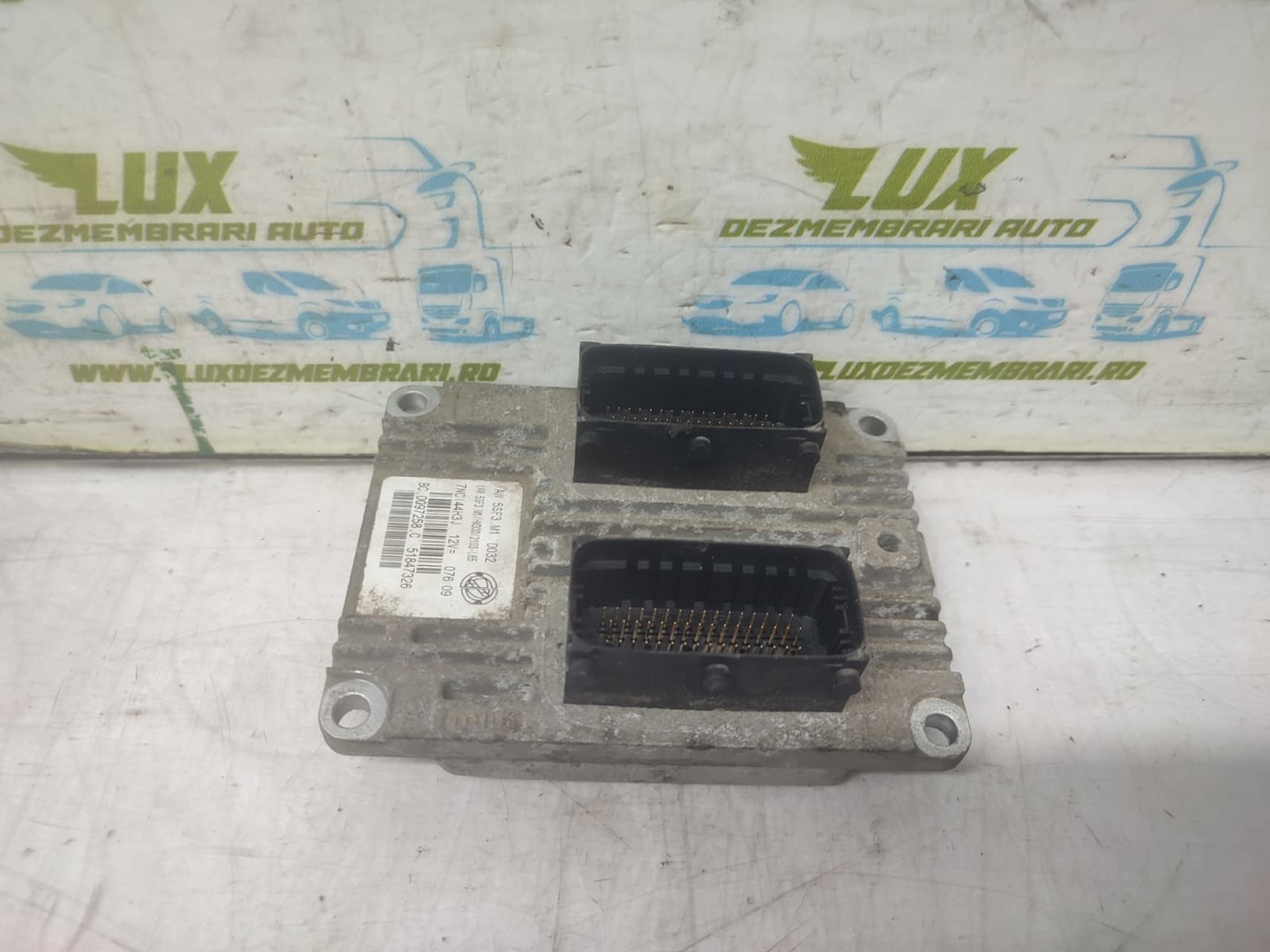 Calculator motor ECU 51847326 0097258C Fiat Grande Punto 2 (2008 - 2011)