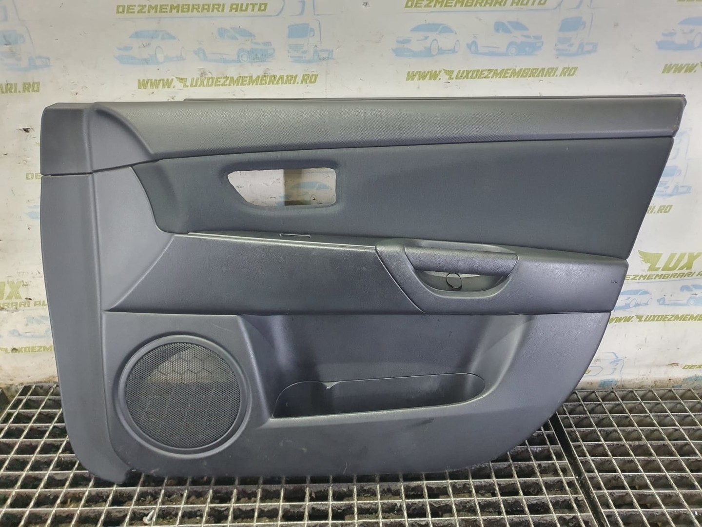Fata usa dreapta fata Mazda 3 BK (2003 - 2006)