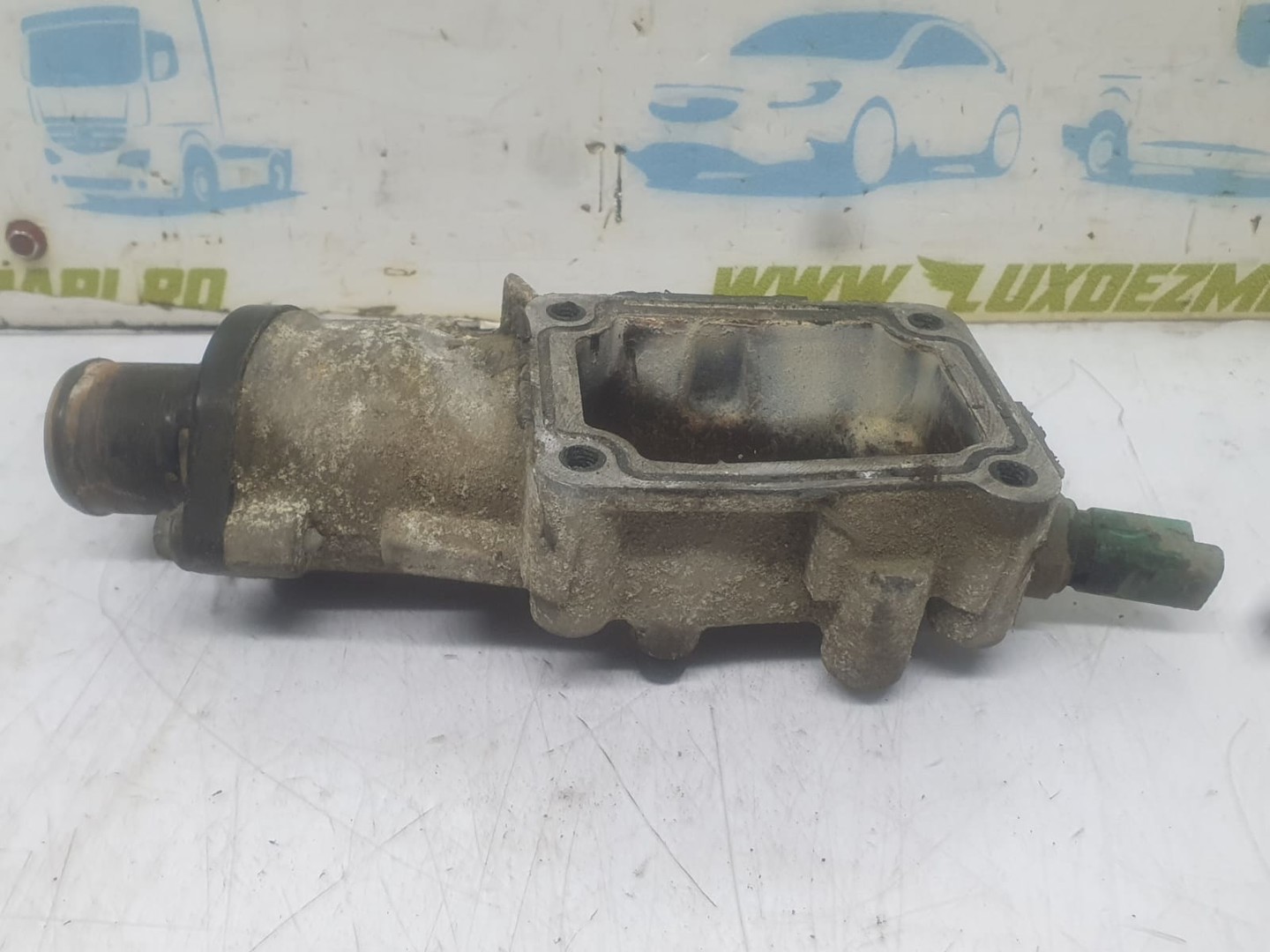 Carcasa termostat 9646977280 Peugeot 307 1 (2001 - 2005)
