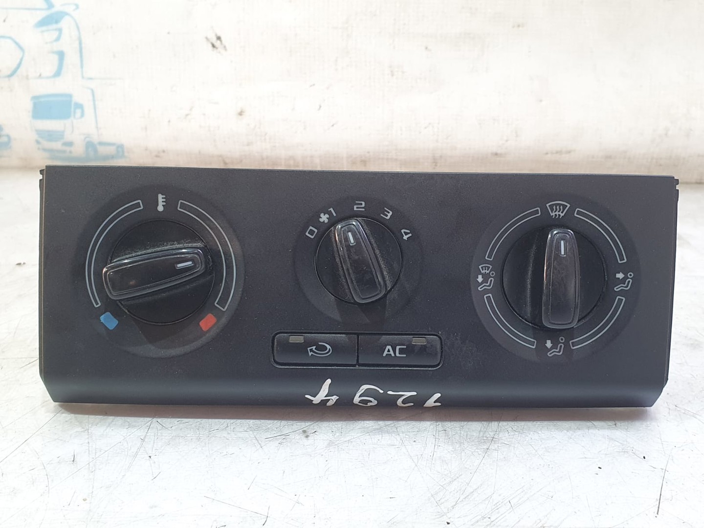 Panou clima ac 5J0820045d Skoda Roomster 1 (5J) (facelift) (2010 - 2015)
