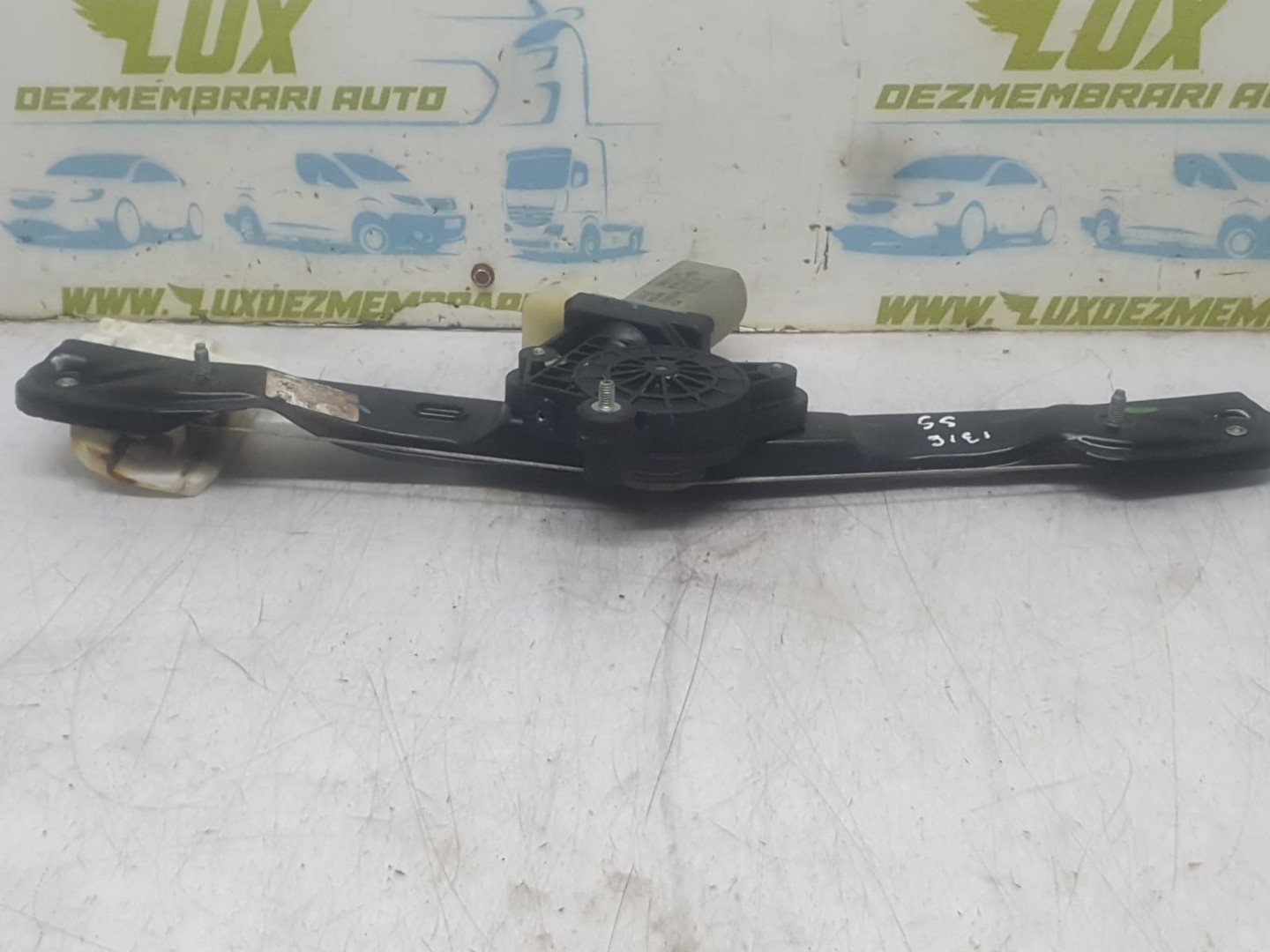 Macara geam stanga spate BMW Seria 3 F31 (2011 - 2016)