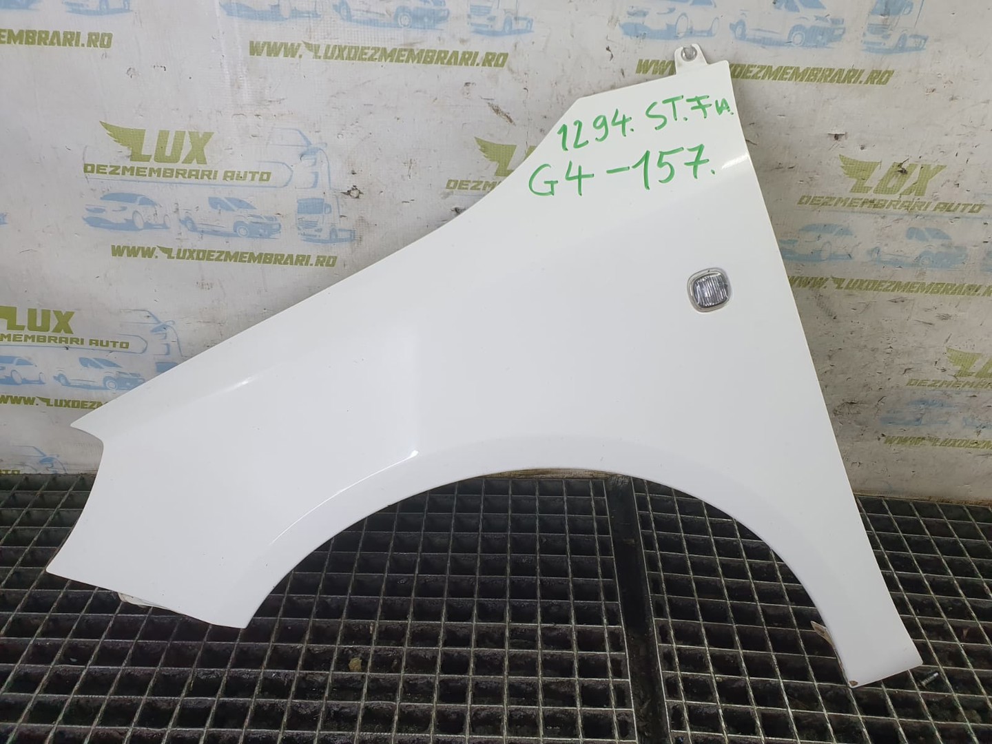 Aripa stanga fata Skoda Roomster 1 (5J) (facelift) (2010 - 2015)