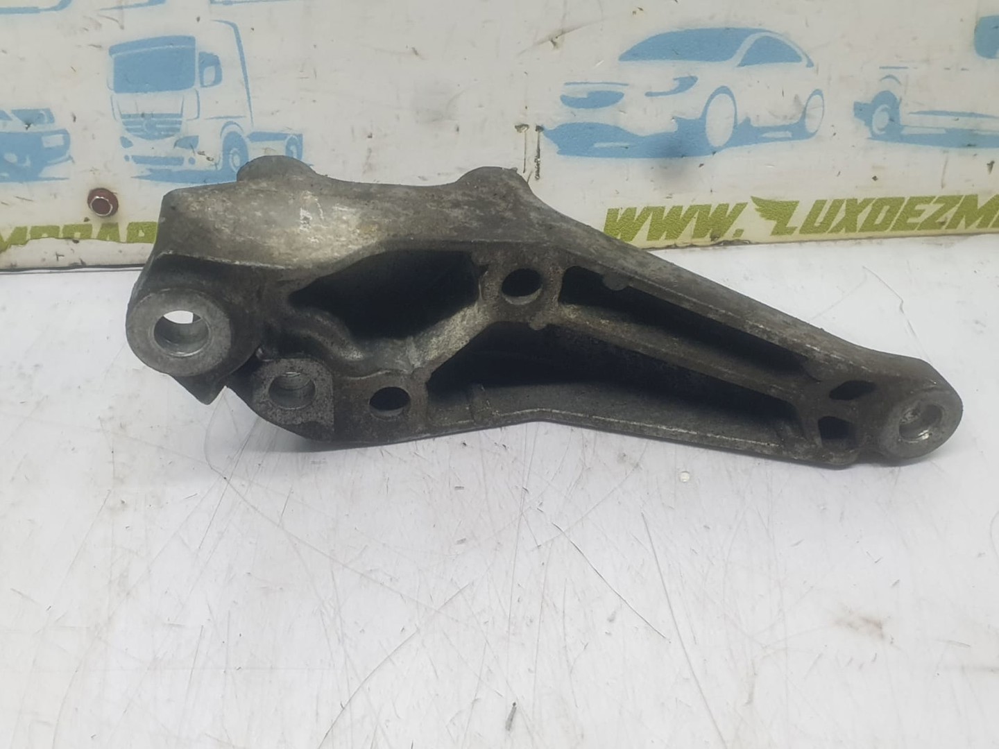 Suport motor 13248569 Opel Astra J (2009 - 2012)