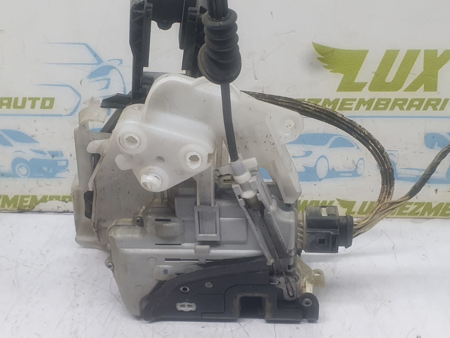 Broasca stanga fata 3C1837015A Volkswagen Passat B7 (2010 - 2015)