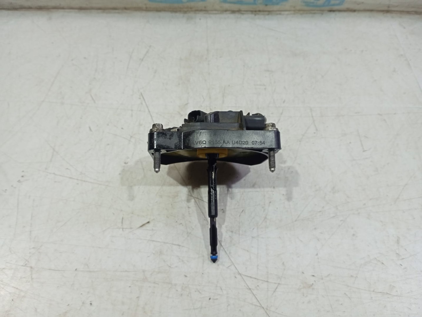 Carcasa filtru combustibil av6q-9155-aa Mazda 3 BL (facelift) (2011 - 2013)