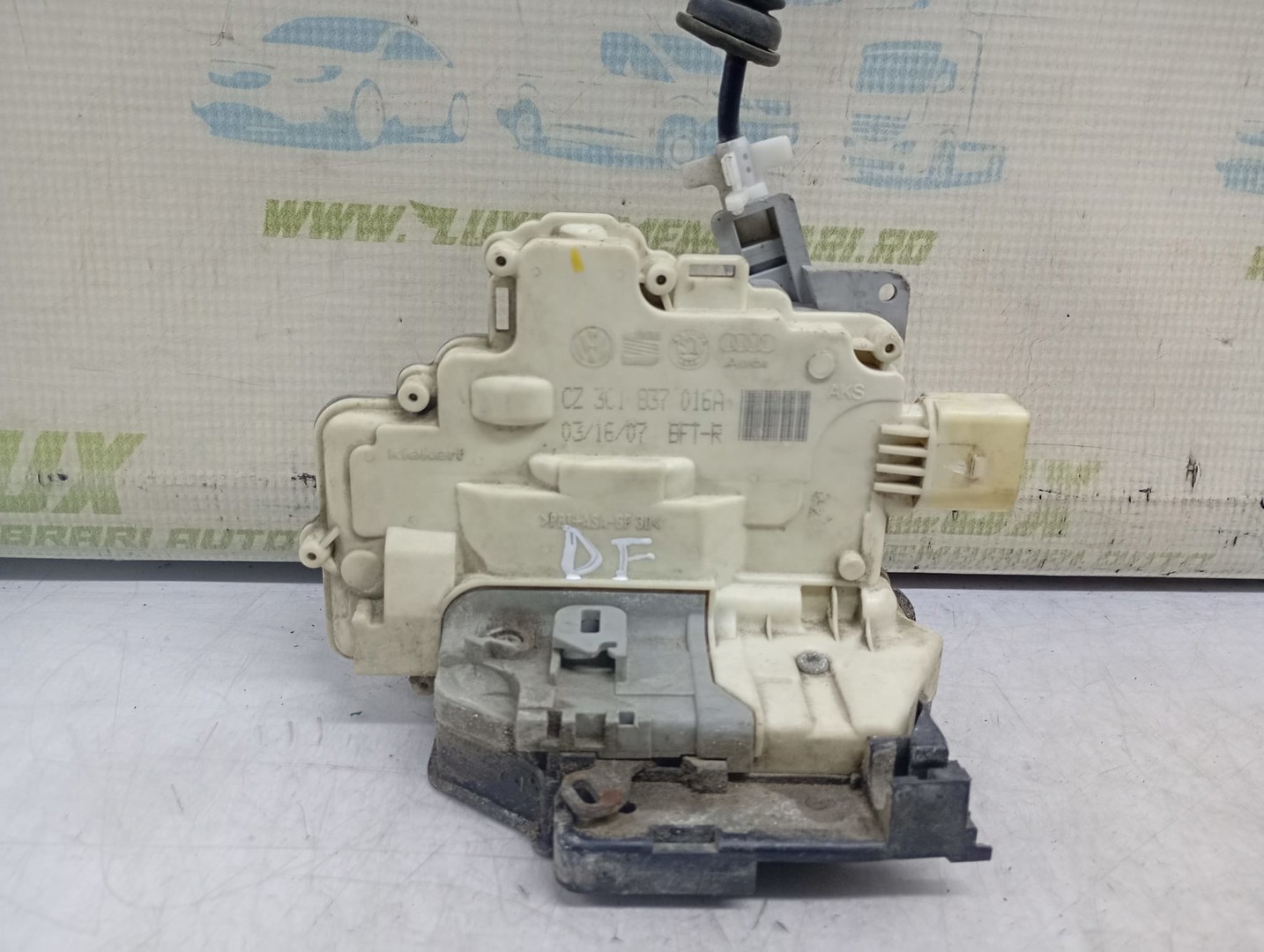 Broasca dreapta fata 3C1837016A Volkswagen Passat B6 (2005 - 2010)