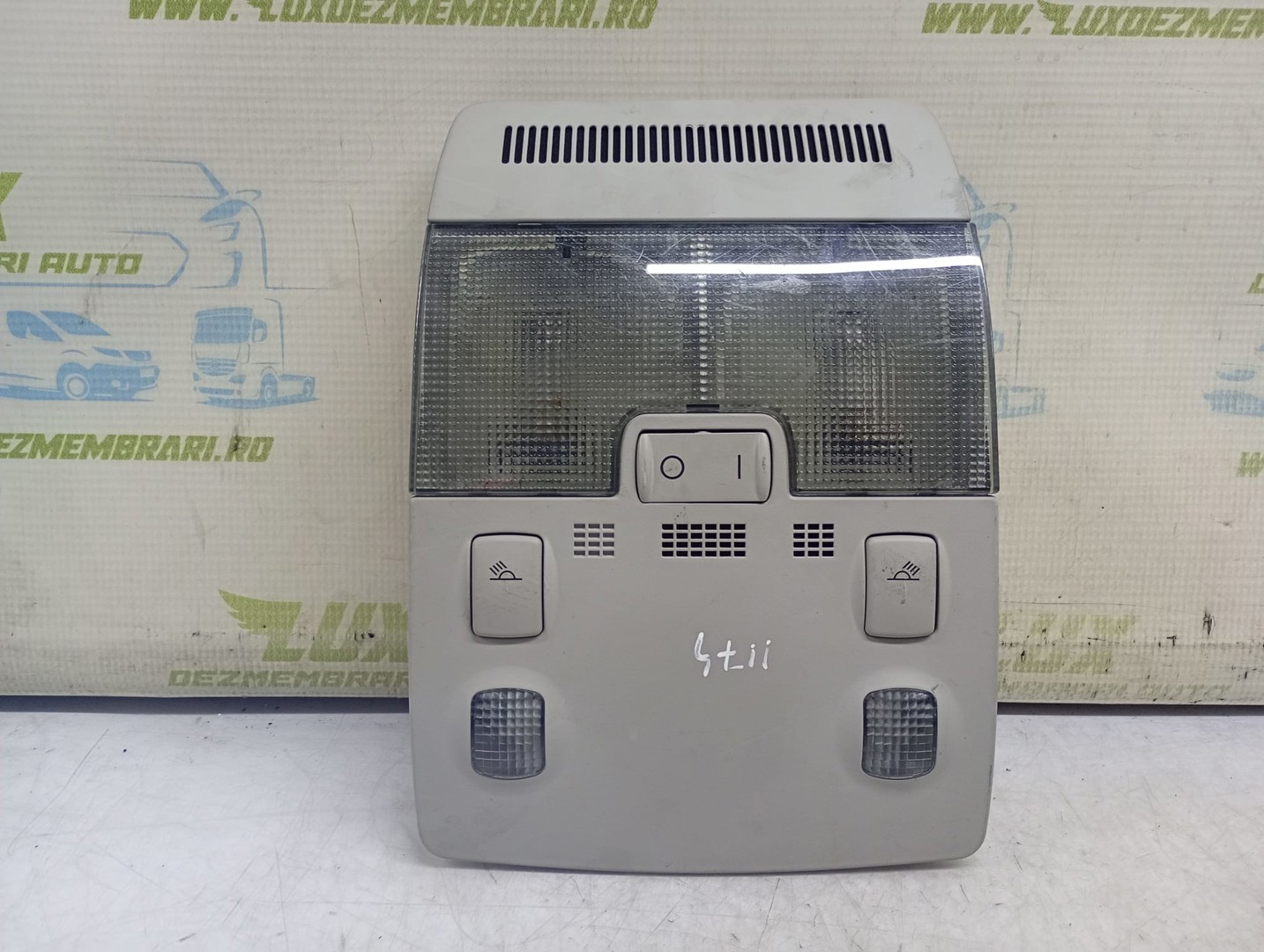 Plafoniera 8E0951177 Audi A4 B7 (2004 - 2008)
