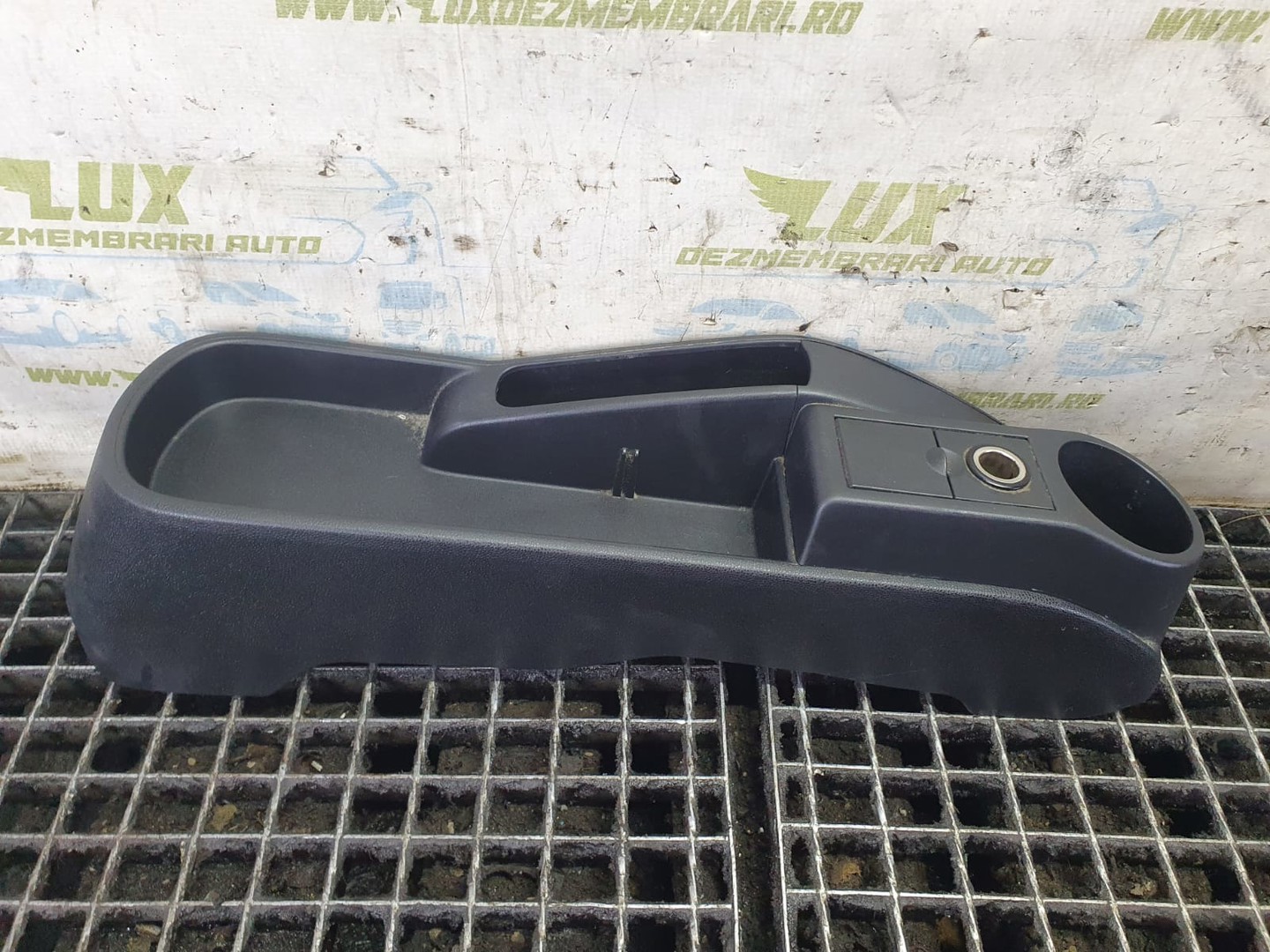 Consola centrala df71-64421 Mazda 2 DE (2007 - 2010)