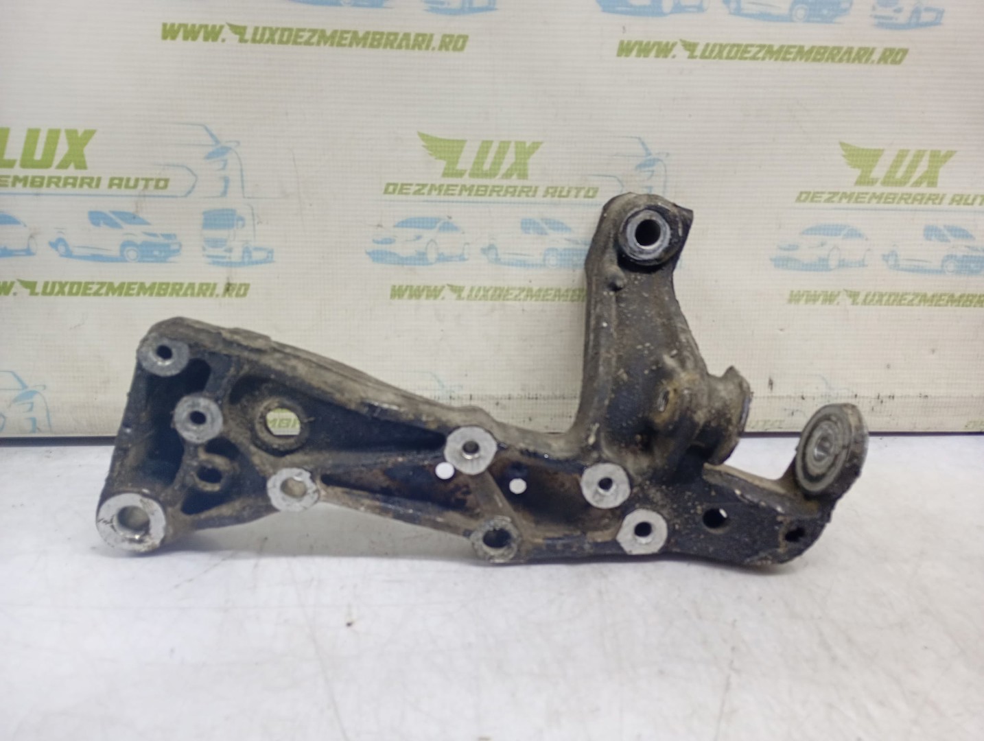Brat suspensie fata 1k0199296F Skoda Superb 2 (2008 - 2013)