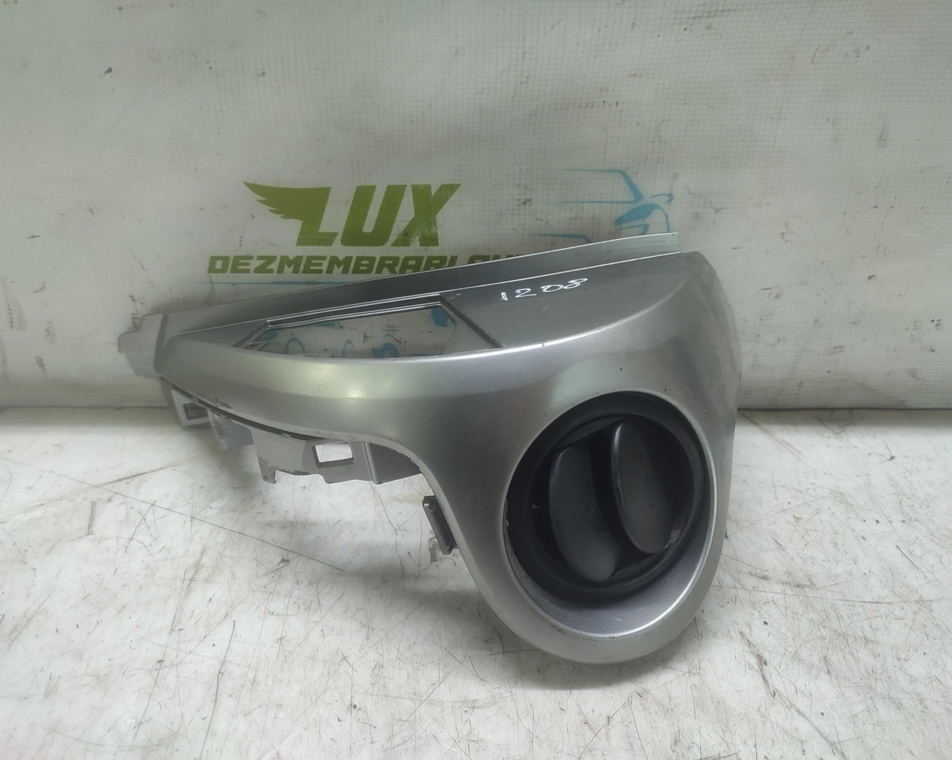 Grila ventilatie bord Mazda 2 DE (2007 - 2010)
