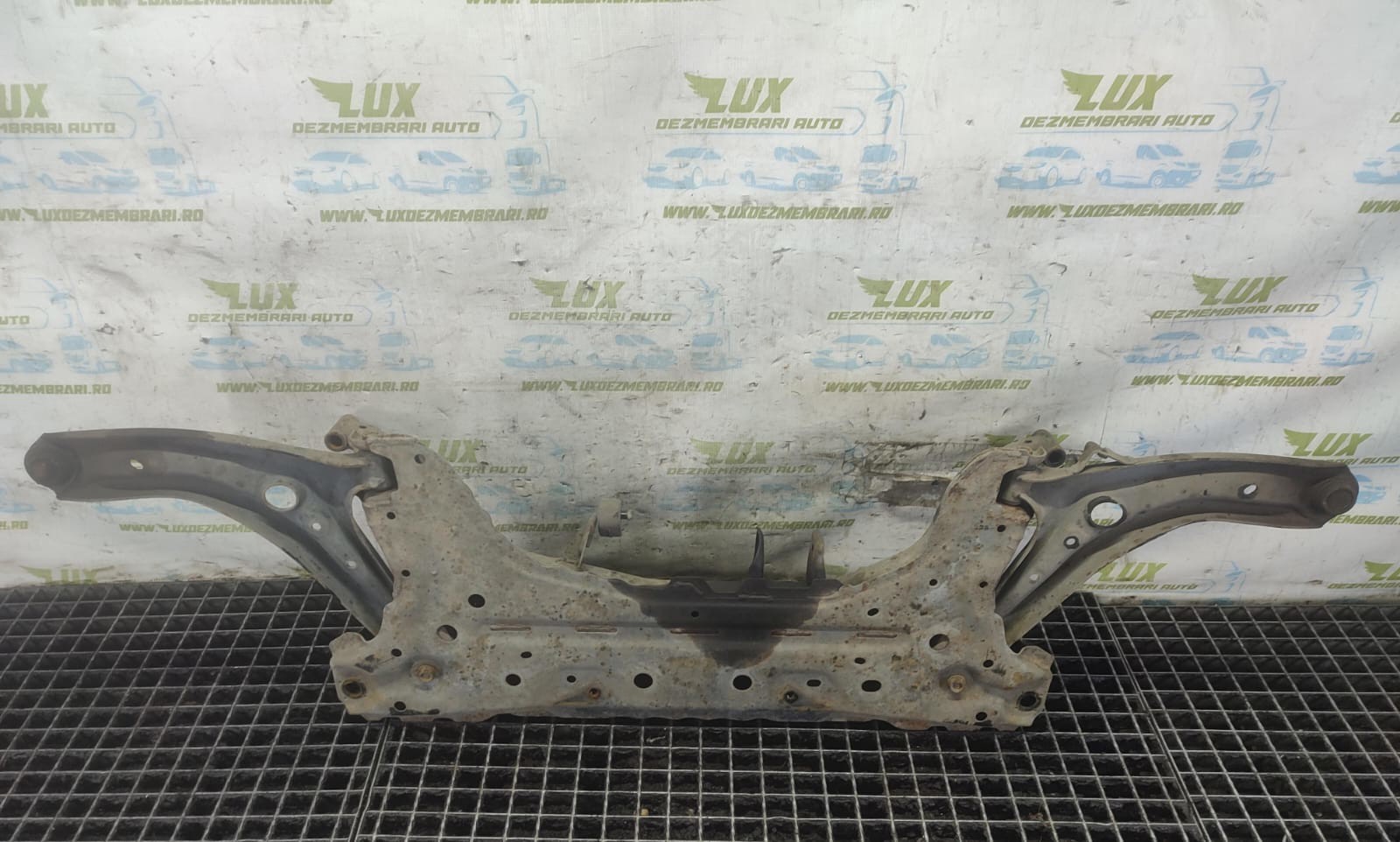 Cadru motor Volkswagen Touareg 2 (7P) (2010 - 2014)