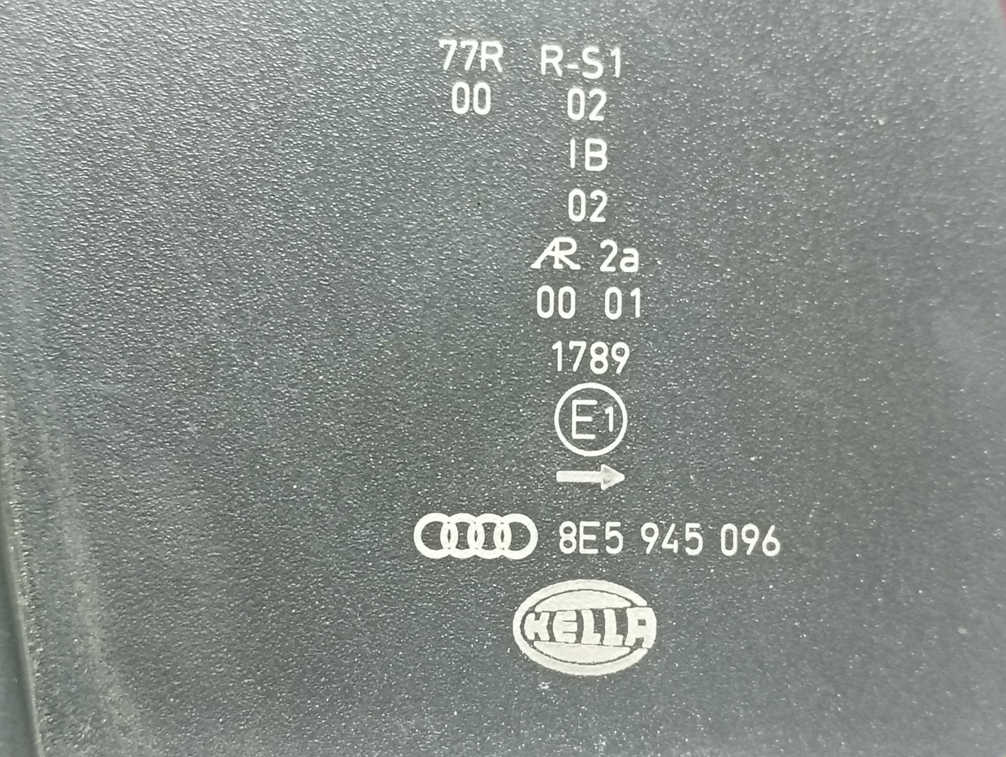 Stop dreapta 8E5945096 Audi A4 B7 (2004 - 2008)
