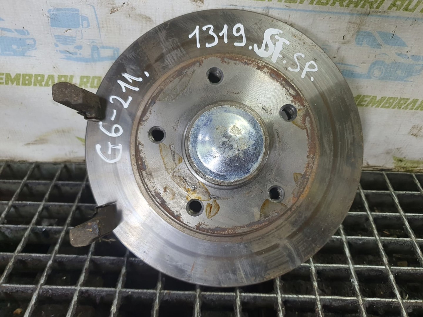 Fuzeta stanga spate Renault Megane 3 (2008 - 2014)