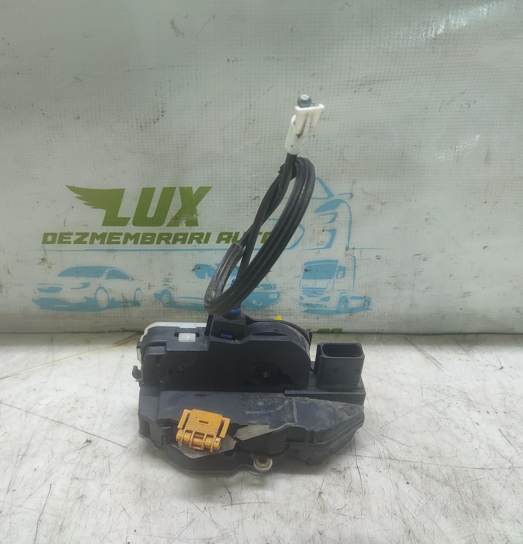 Broasca stanga fata A081876 Opel Astra J (2009 - 2012)