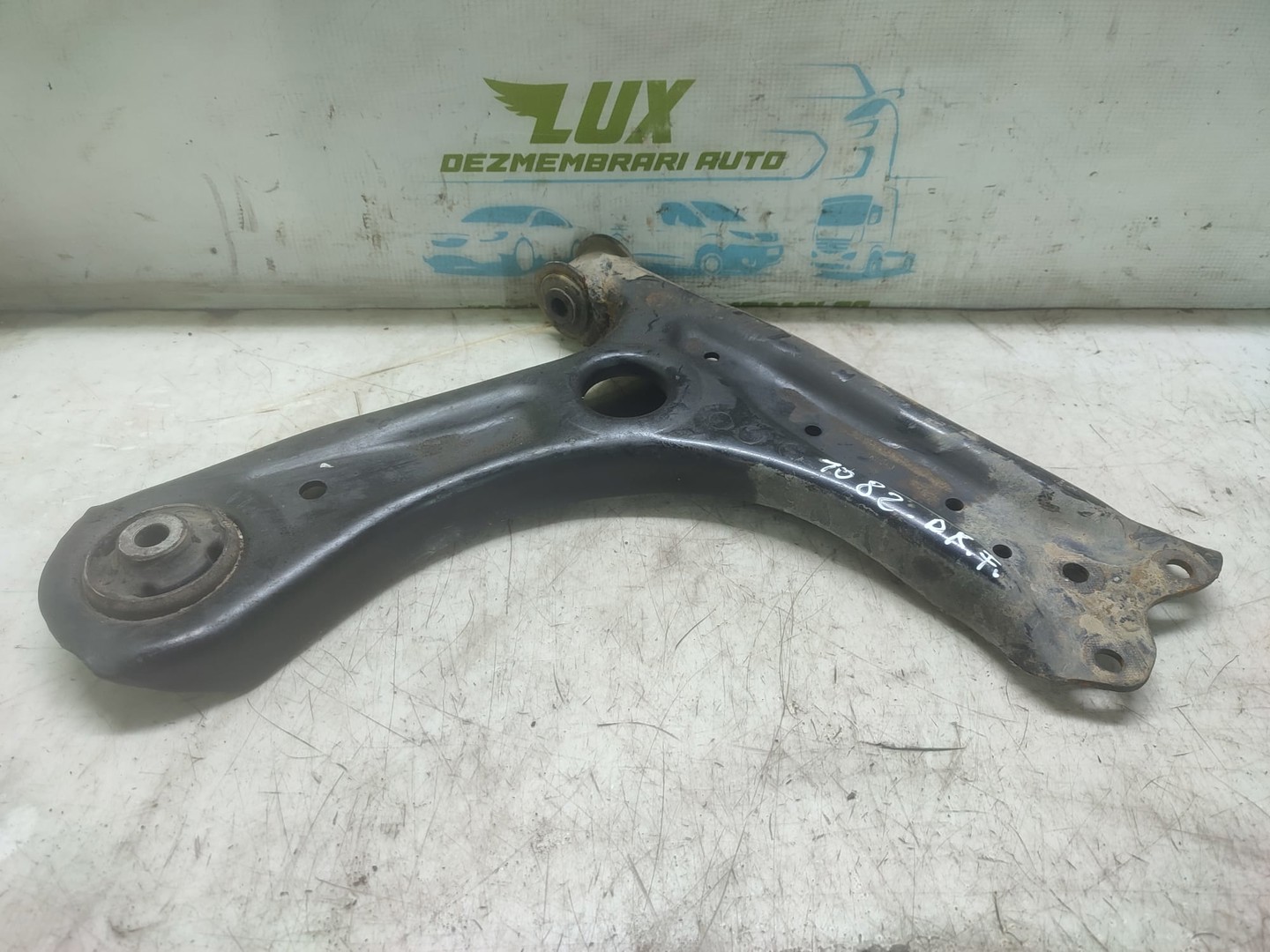 Brat suspensie dreapta fata Skoda Roomster 1 (5J) (facelift) (2010 - 2015)