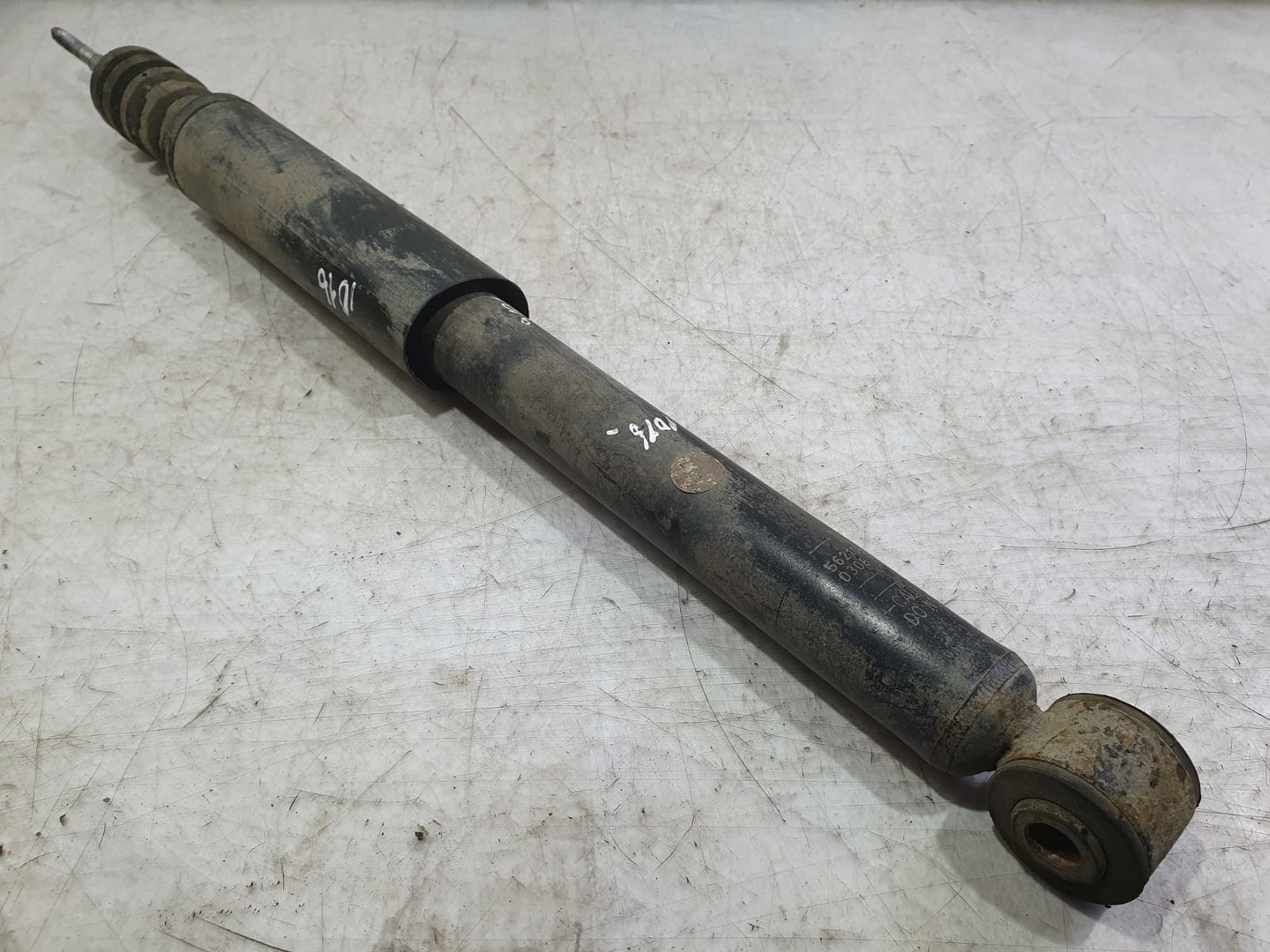 Amortizor spate 562108573 Renault Clio 3 (facelift) (2009 - 2012)