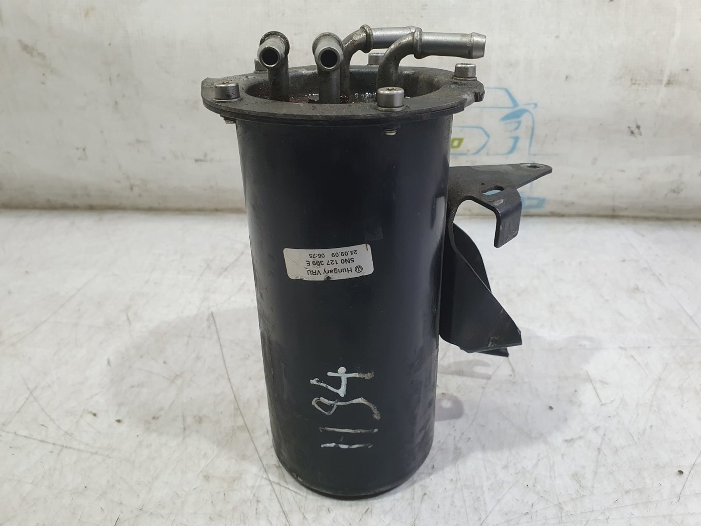 Carcasa filtru combustibil 5n0127399e Volkswagen Passat B6 (2005 - 2010)