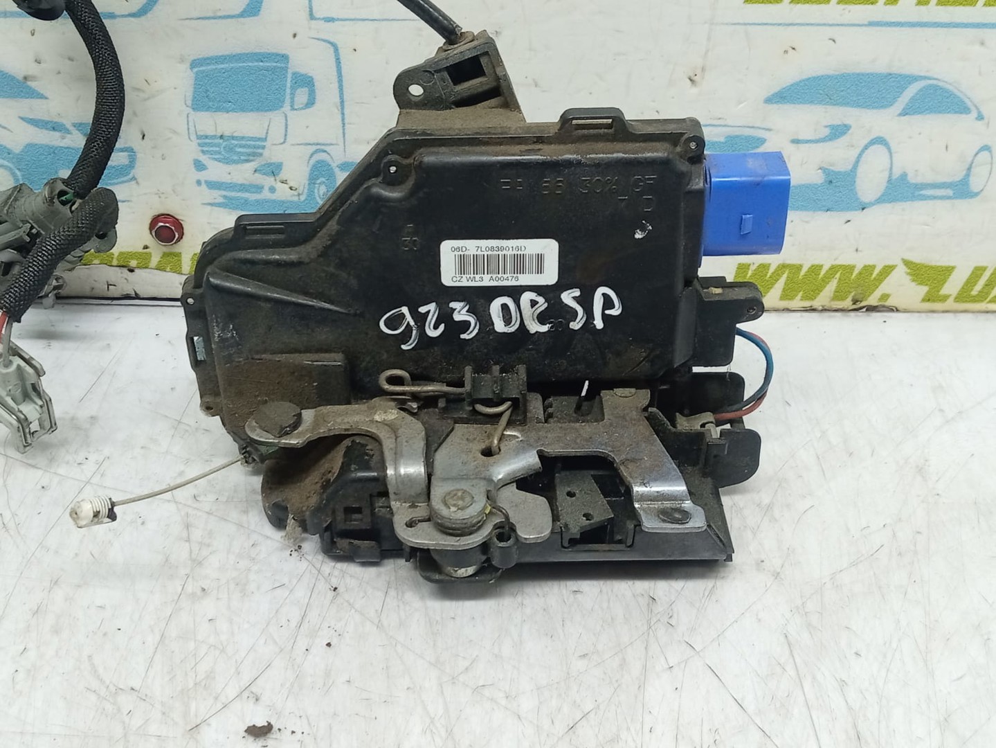 Broasca dreapta spate 7L0839016D Skoda Octavia 2 (2004 - 2008)