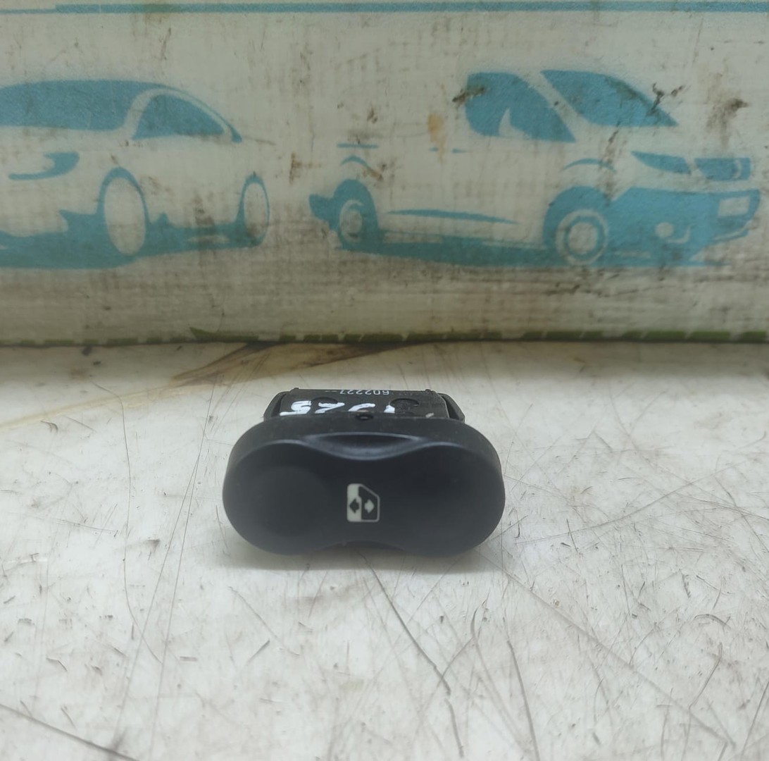 Buton geam 602227 Dacia Logan 1 (facelift) (2007 - 2012)