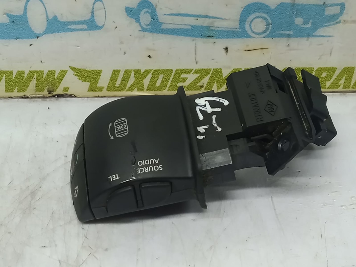 Maneta comanda radio 255529492R Renault Master 3 (2010 - 2015)