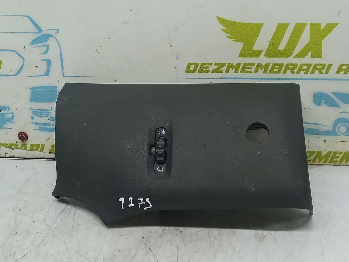 Ornament bord 682103939R Renault Master 3 (2010 - 2015)