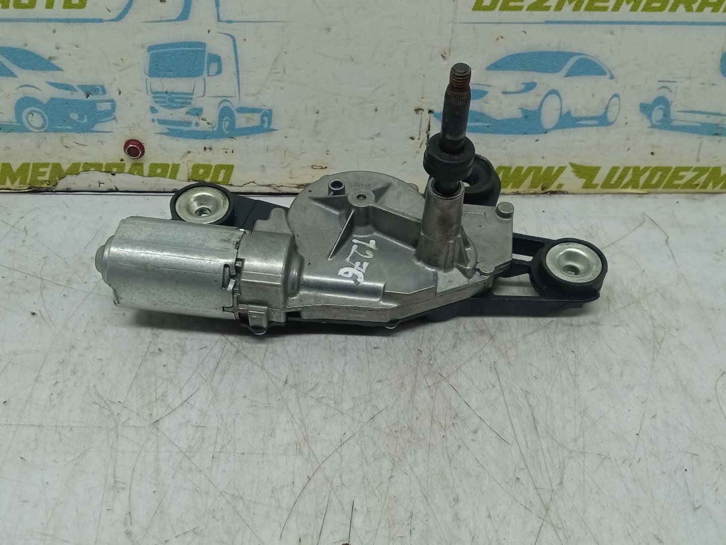 Motoras stergator haion 8A61-A17k441-AE Ford Fiesta 6 (facelift) (2013 - 2020)